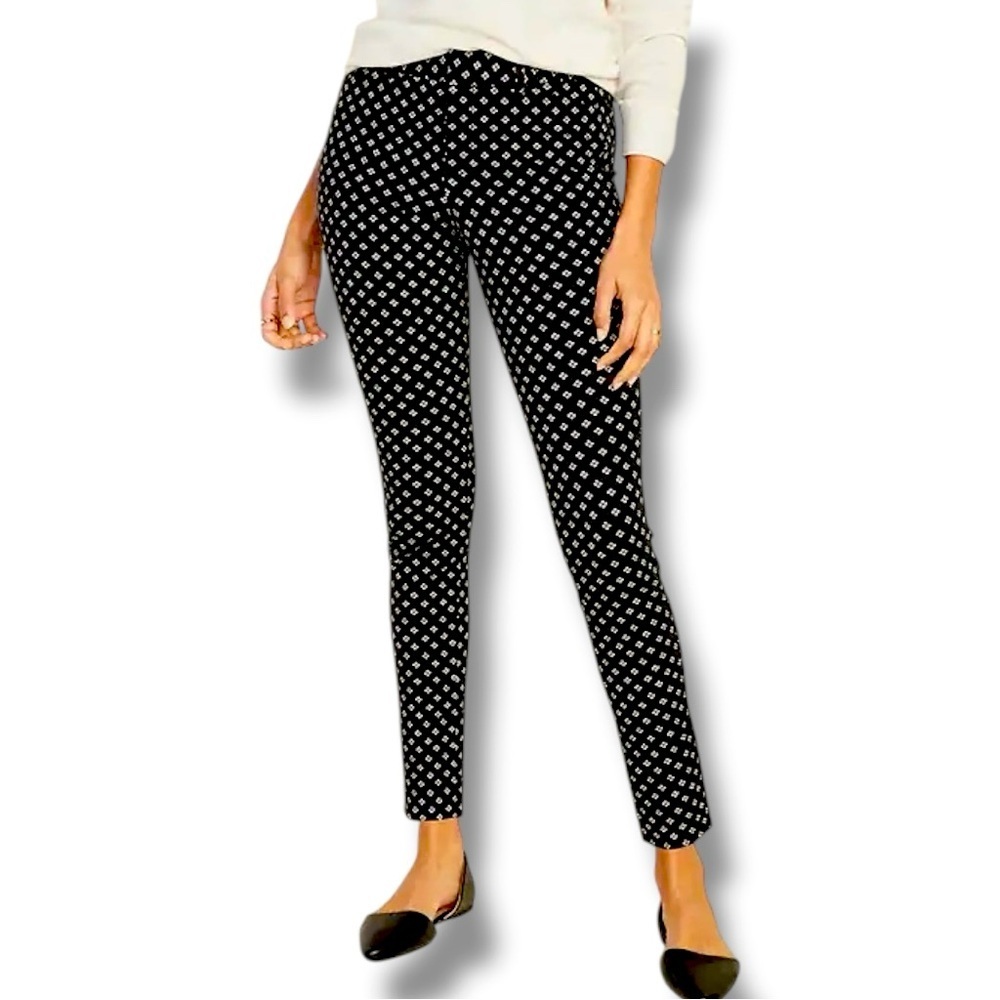 Old Navy Size 2 Black/White Dot Mid-Rise Pixie Skinny Ankle Pant Cotton-Spandex